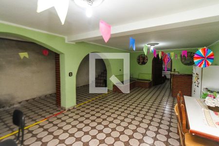 Casa à venda com 200m², 4 quartos e 4 vagasSalão de Festa