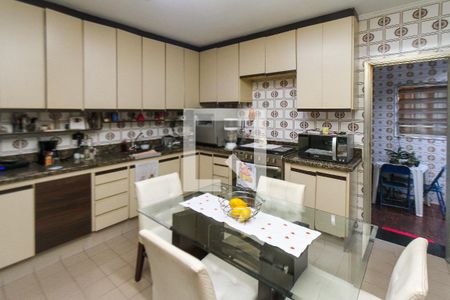 Casa à venda com 200m², 4 quartos e 4 vagasCozinha