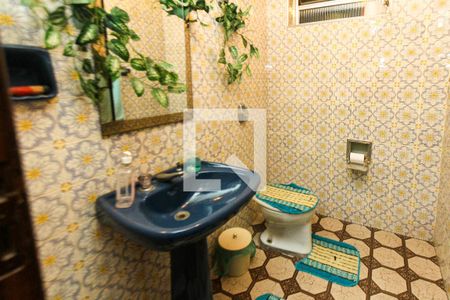 Casa à venda com 200m², 4 quartos e 4 vagasBanheiro da Suite 02