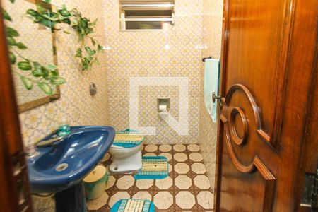 Casa à venda com 200m², 4 quartos e 4 vagasBanheiro da Suite 02