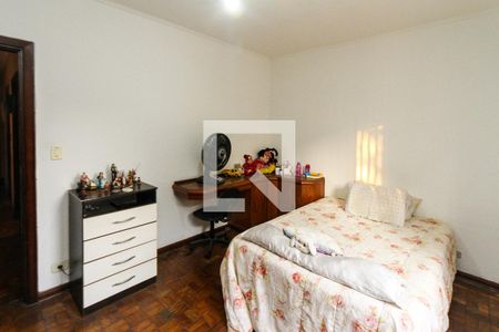 Casa à venda com 200m², 4 quartos e 4 vagasQuarto