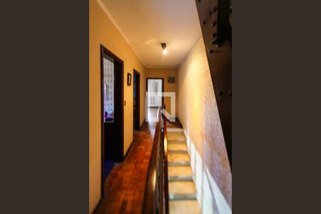 Casa à venda com 200m², 4 quartos e 4 vagasCorredor