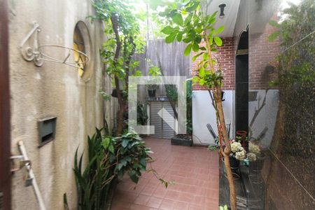 Casa à venda com 200m², 4 quartos e 4 vagasQuintal