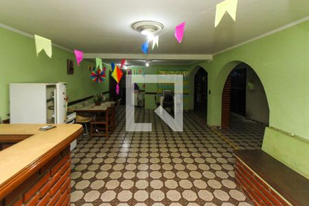 Casa à venda com 200m², 4 quartos e 4 vagasSalão de Festa 02