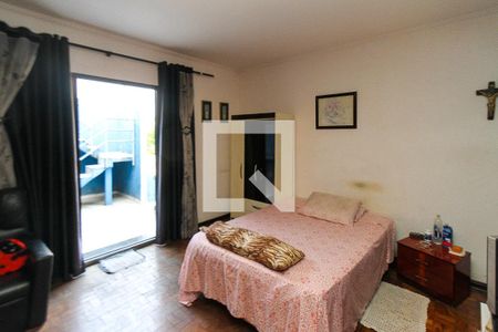 Casa à venda com 200m², 4 quartos e 4 vagasSuite