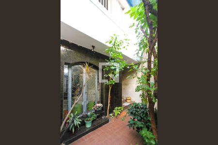 Casa à venda com 200m², 4 quartos e 4 vagasQuintal