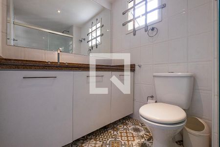 Apartamento à venda com 72m², 2 quartos e 1 vagaSuíte - Banheiro