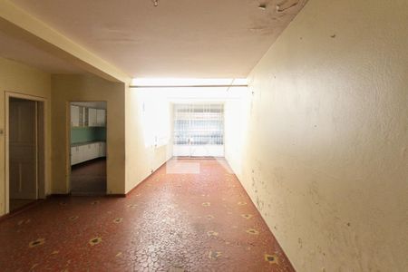 Casa à venda com 154m², 3 quartos e 4 vagasQuintal