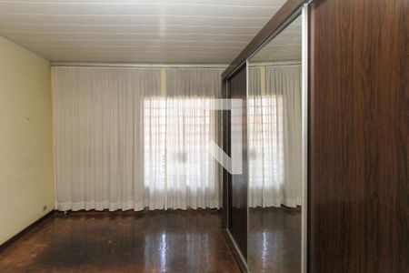 Casa à venda com 154m², 3 quartos e 4 vagasQuarto