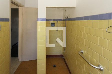 Casa à venda com 154m², 3 quartos e 4 vagasBanheiro Social