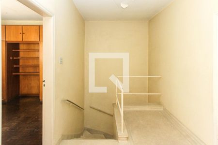 Casa à venda com 154m², 3 quartos e 4 vagasCorredor