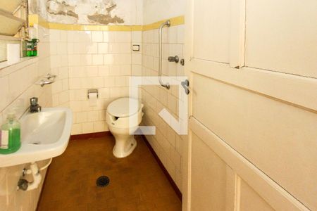 Casa à venda com 154m², 3 quartos e 4 vagasBanheiro de Serviço