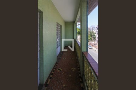 Casa à venda com 154m², 3 quartos e 4 vagasVaranda