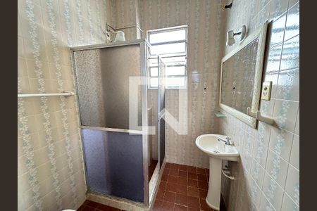 Banheiro de casa para alugar com 2 quartos, 80m² em Todos Os Santos, Rio de Janeiro