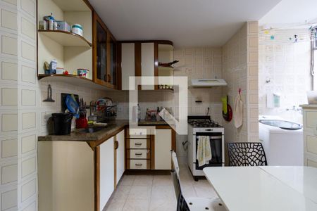 Apartamento à venda com 85m², 2 quartos e 1 vagaCozinha