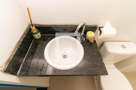 Banheiro de apartamento para alugar com 2 quartos, 50m² em Vila Formosa, São Paulo