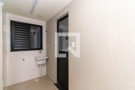 Apartamento para alugar com 50m², 2 quartos e sem vaga Apartamento para alugar com 50m², 2 quartos e sem vagaÁrea de Serviço