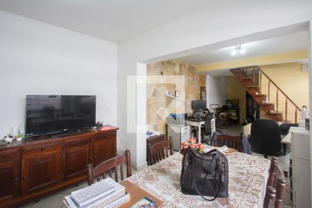 Casa à venda com 210m², 5 quartos e 2 vagasSala 2