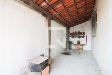 Casa à venda com 218m², 4 quartos e 1 vaga Casa à venda com 218m², 4 quartos e 1 vagaVaranda da Sala