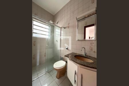 Apartamento para alugar com 70m², 2 quartos e 1 vaga Apartamento para alugar com 70m², 2 quartos e 1 vagaBanheiro