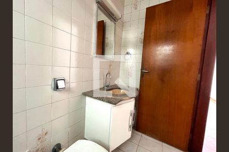 Apartamento para alugar com 70m², 2 quartos e 1 vaga Apartamento para alugar com 70m², 2 quartos e 1 vagaBanheiro