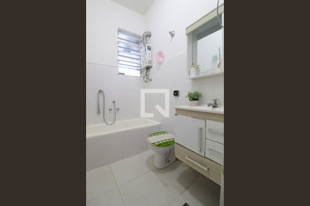 Apartamento à venda com 107m², 3 quartos e 1 vaga Apartamento à venda com 107m², 3 quartos e 1 vagaBanheiro social 1