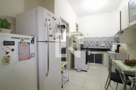 Apartamento à venda com 107m², 3 quartos e 1 vaga Apartamento à venda com 107m², 3 quartos e 1 vagaCozinha