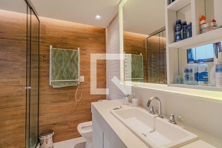 Casa de condomínio à venda com 212m², 3 quartos e 2 vagasBanheiro do Quarto 3