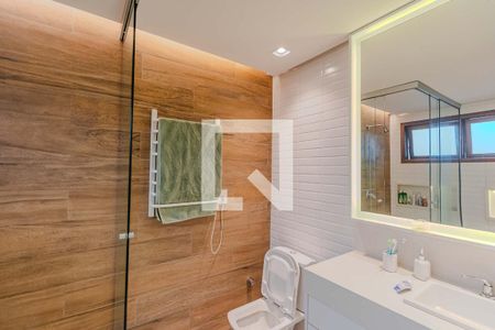 Casa de condomínio à venda com 212m², 3 quartos e 2 vagasBanheiro do Quarto 3