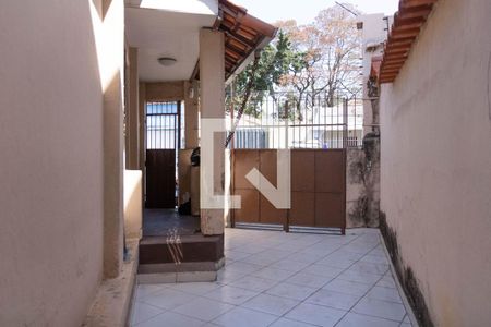 Casa à venda com 182m², 2 quartos e 1 vaga Casa à venda com 182m², 2 quartos e 1 vagaGaragem