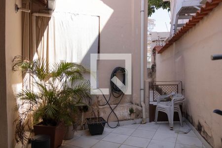 Casa à venda com 182m², 2 quartos e 1 vaga Casa à venda com 182m², 2 quartos e 1 vagaÁrea externa