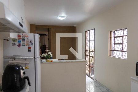 Casa à venda com 182m², 2 quartos e 1 vaga Casa à venda com 182m², 2 quartos e 1 vagaCozinha