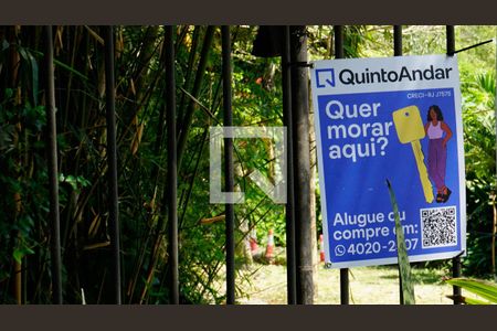 Plaquinha de apartamento para alugar com 2 quartos, 45m² em Anil, Rio de Janeiro