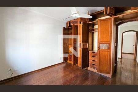 Casa à venda com 140m², 4 quartos e 2 vagasQuarto 4