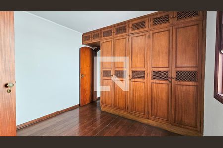 Casa à venda com 140m², 4 quartos e 2 vagasQuarto 2