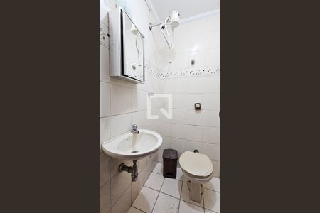 Casa à venda com 140m², 4 quartos e 2 vagasBanheiro da Suite