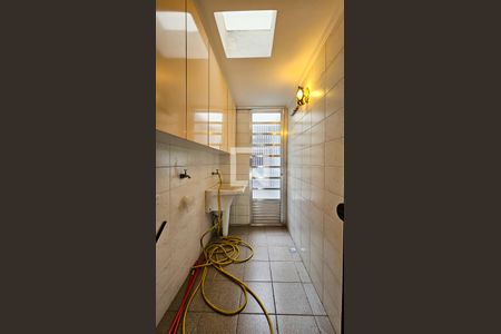 Casa à venda com 140m², 4 quartos e 2 vagasÁrea de Serviço