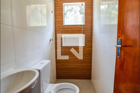 Casa à venda com 83m², 3 quartos e 2 vagas Casa à venda com 83m², 3 quartos e 2 vagasBanheiro Social