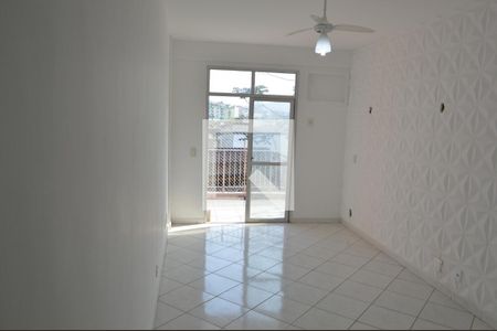 Sala  de apartamento à venda com 2 quartos, 90m² em Tanque, Rio de Janeiro