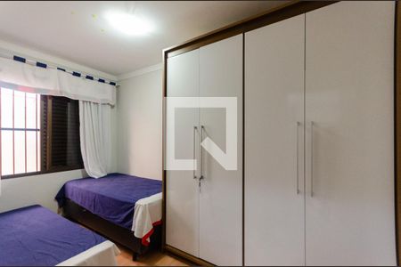 Casa à venda com 170m², 3 quartos e 2 vagas Casa à venda com 170m², 3 quartos e 2 vagasQuarto