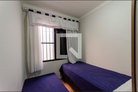 Casa à venda com 170m², 3 quartos e 2 vagas Casa à venda com 170m², 3 quartos e 2 vagasQuarto
