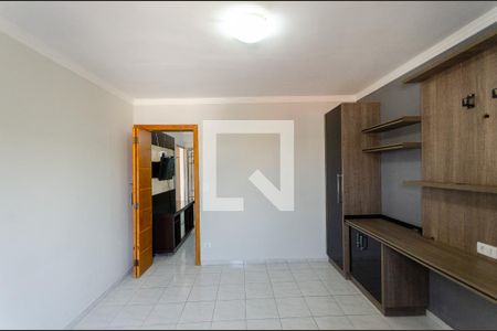 Casa à venda com 170m², 3 quartos e 2 vagas Casa à venda com 170m², 3 quartos e 2 vagasEscritório