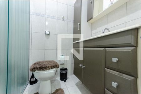 Casa à venda com 170m², 3 quartos e 2 vagas Casa à venda com 170m², 3 quartos e 2 vagasBanheiro