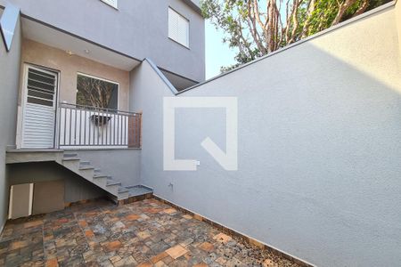 Casa à venda com 115m², 3 quartos e 2 vagas Casa à venda com 115m², 3 quartos e 2 vagasQuintal