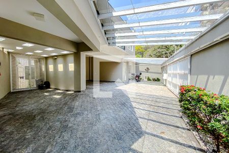 Casa à venda com 387m², 4 quartos e 7 vagasGaragem