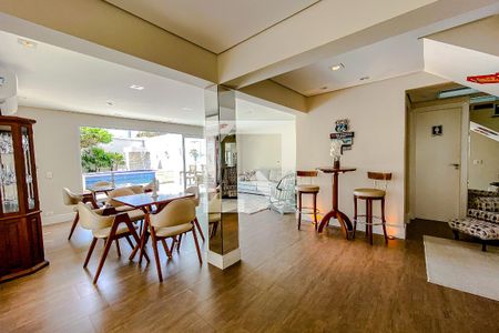 Casa à venda com 387m², 4 quartos e 7 vagasSala 4