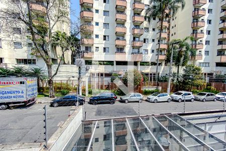 Casa à venda com 387m², 4 quartos e 7 vagasVista da Suíte 2