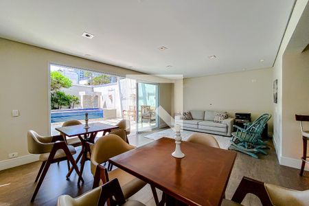 Casa à venda com 387m², 4 quartos e 7 vagasSala 4