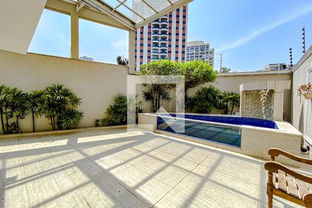 Casa à venda com 387m², 4 quartos e 7 vagasÁrea externa