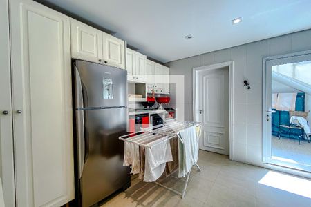 Casa à venda com 387m², 4 quartos e 7 vagasCozinha 2